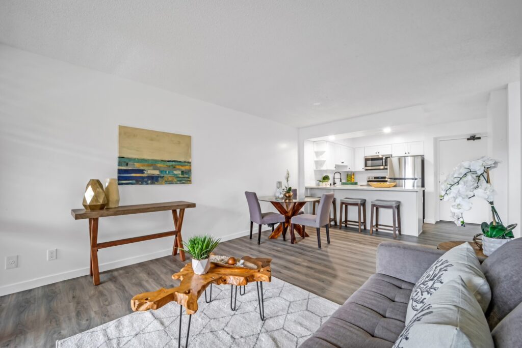 Luxury-Vinyl | Bay Country Floors