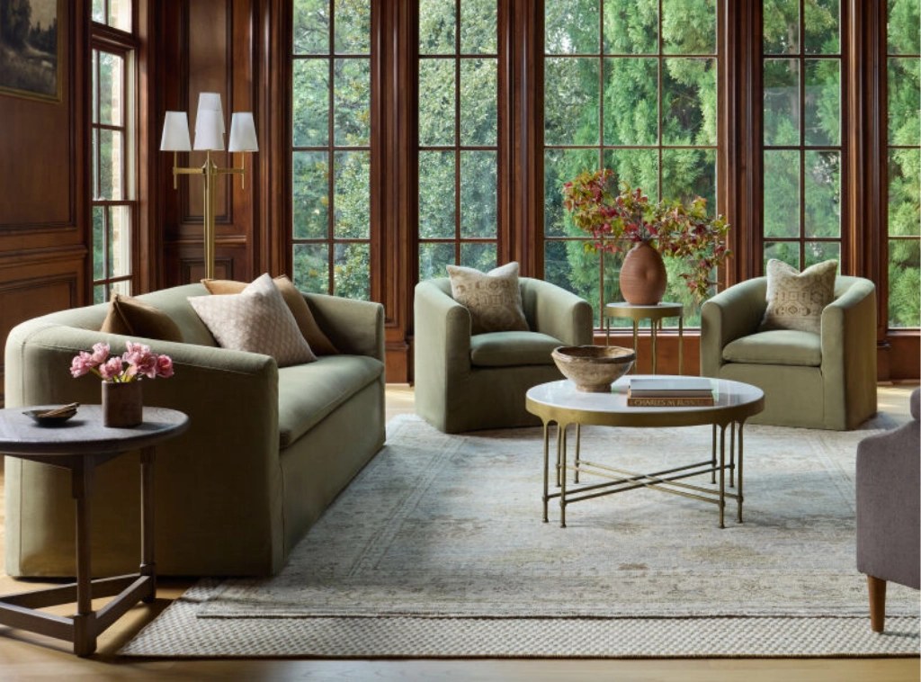 Area rug in a cozy living room with comfortable seating | Bay Country Floors